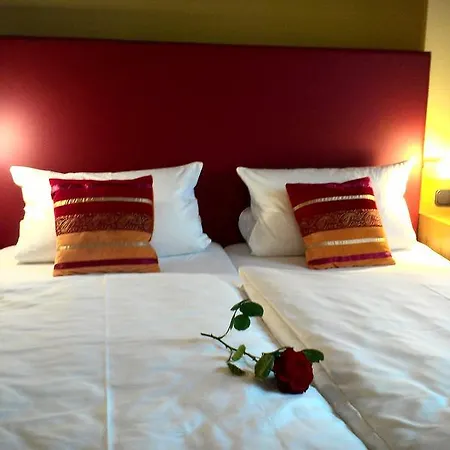 Отель Zur Post Шёнберг