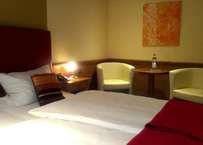 Greenline Zur Post Hotel 3*